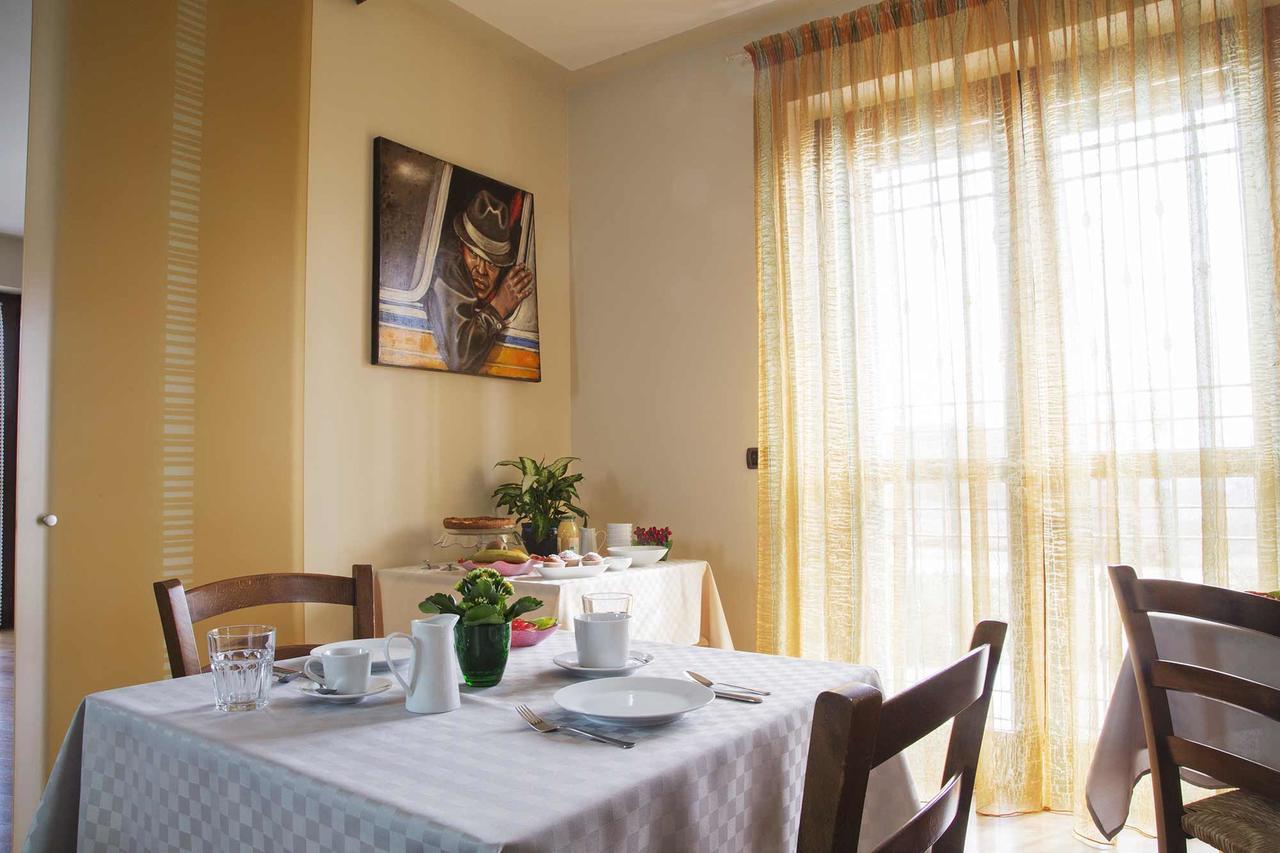 B&B La Frola Baldissero Torinese ภายนอก รูปภาพ